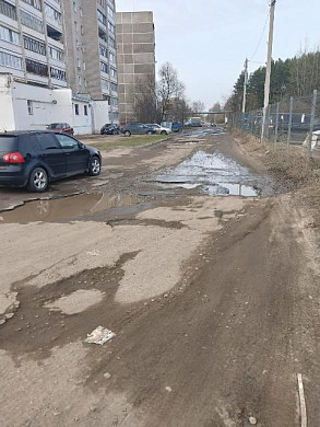 На ул. Кудряшова в Иванове отсутствуют дороги и уличное освещение
